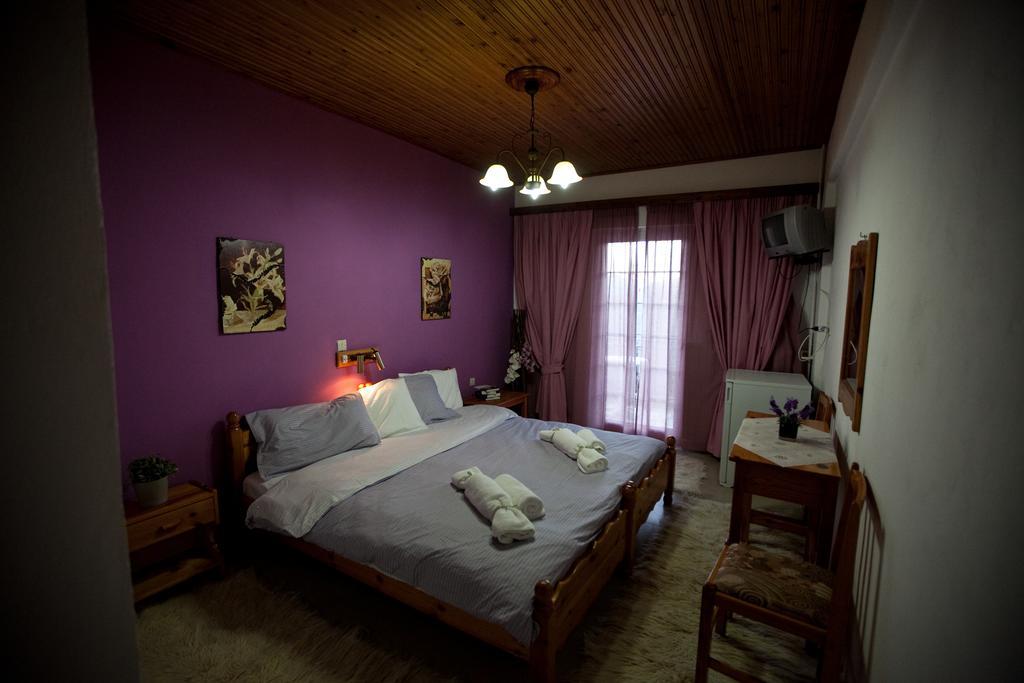 Hotel Χenonas Ziakos à Amárantos Chambre photo